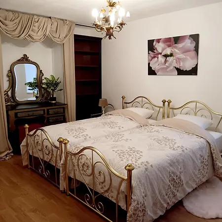 Apartment Complet Avec Exterieurs, 4 Chambres, 8 Personnes Sainte-Marie-aux-Mines