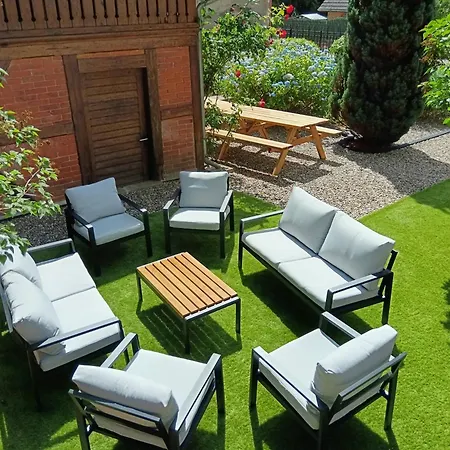 Apartamento Complet Avec Extérieurs, 4 Chambres, 8 Personnes *