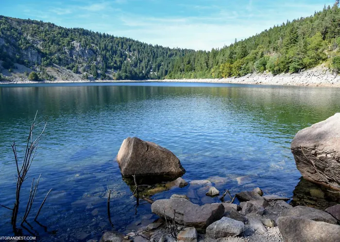 L'emeraude, 3 Etoiles דירה